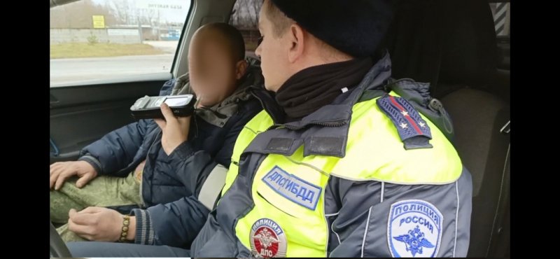 Сотрудники Госавтоинспекции остановили в городе Ряжске водителя, управлявшего автомобилем в состоянии опьянения